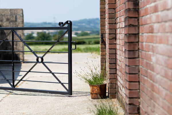 The Dorset Farm Estate Fencing | Stock Gates - Driveway